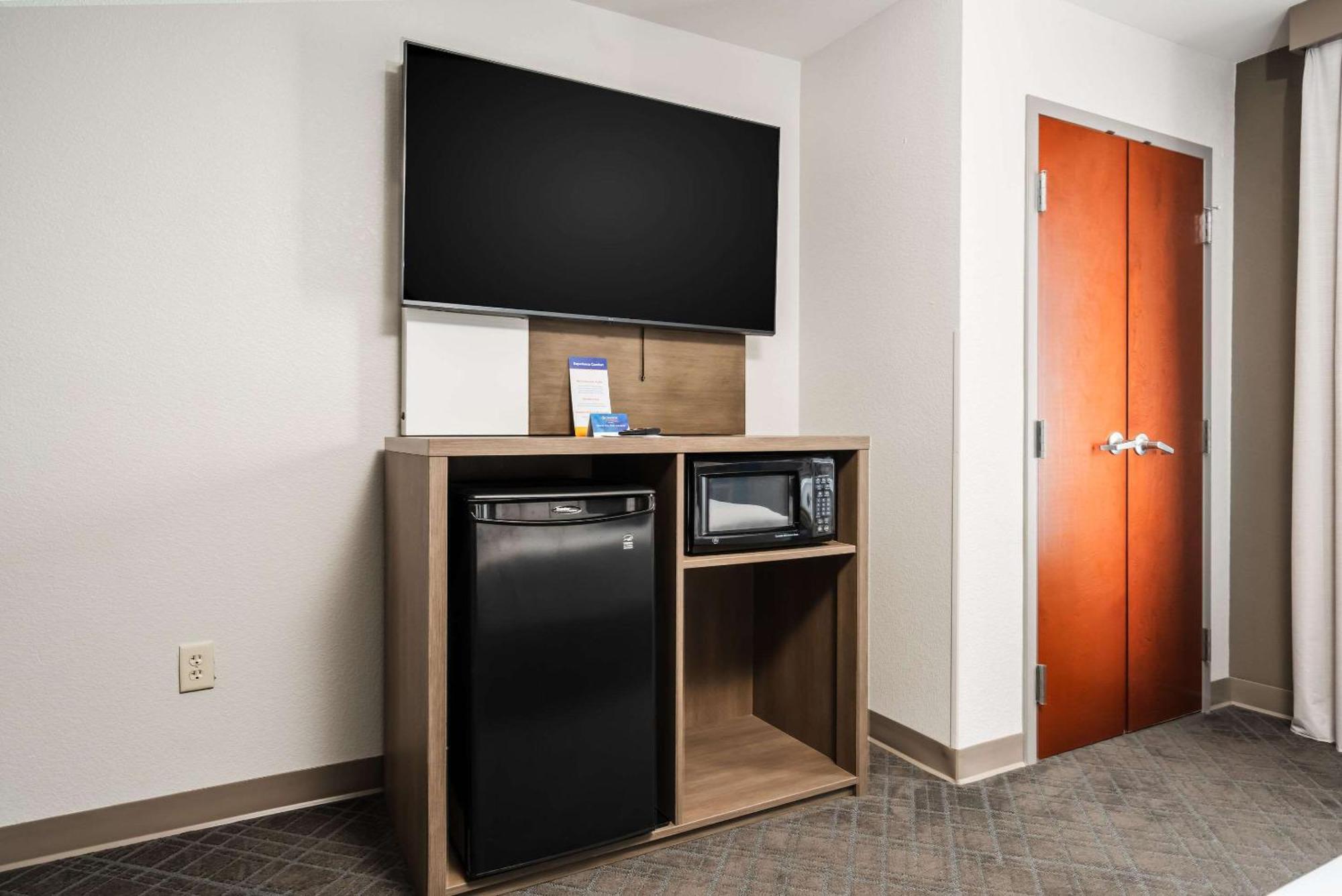 Comfort Suites Columbia Northeast - Fort Jackson Exteriér fotografie