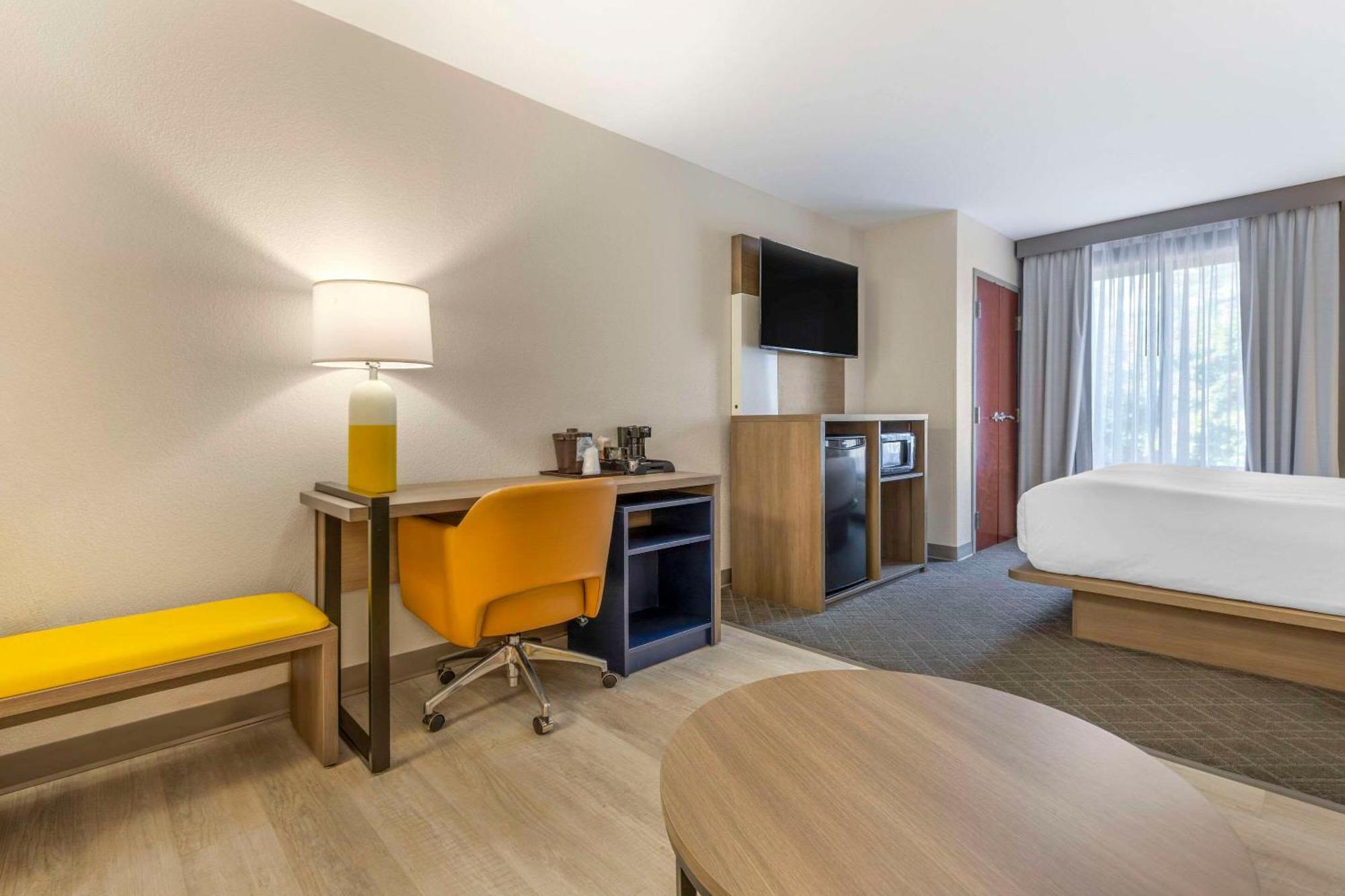Comfort Suites Columbia Northeast - Fort Jackson Exteriér fotografie