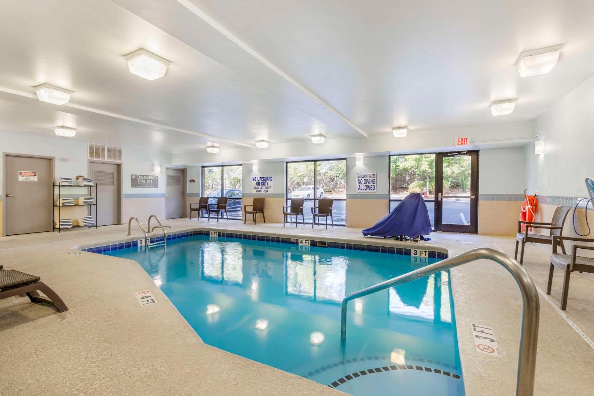 Comfort Suites Columbia Northeast - Fort Jackson Exteriér fotografie