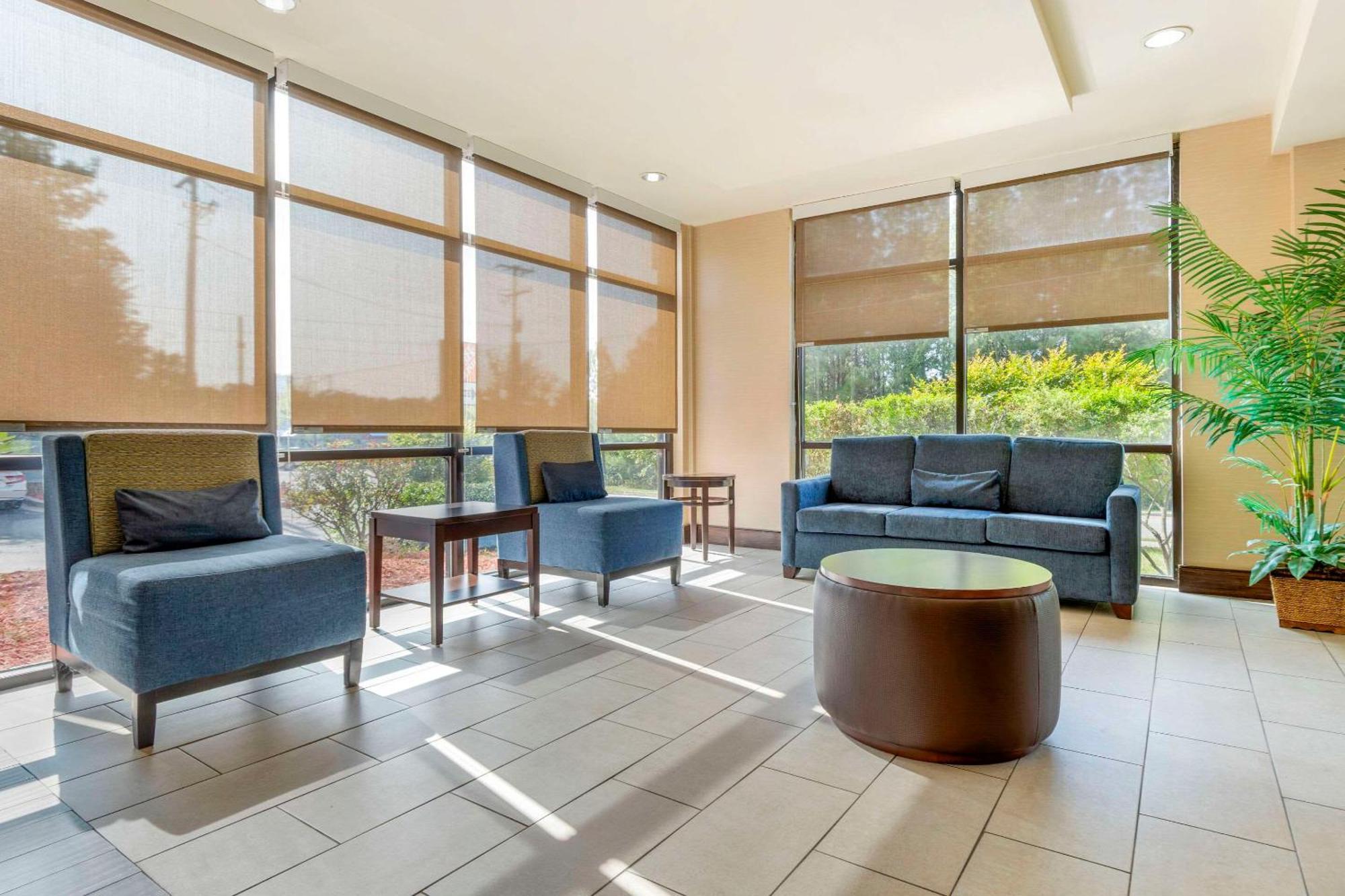 Comfort Suites Columbia Northeast - Fort Jackson Exteriér fotografie